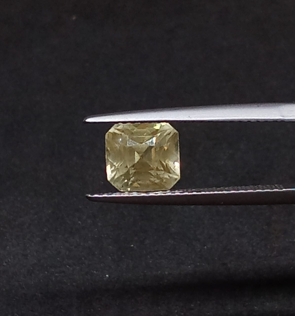Natural Unheated Certified Yellow Sapphire 3.02cts 11-24-2-YS617