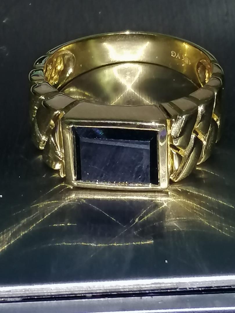 Radiant Yellow Gold Celtic Band: Custom Elegance with Timeless Charm