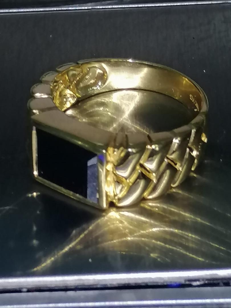 Radiant Yellow Gold Celtic Band: Custom Elegance with Timeless Charm