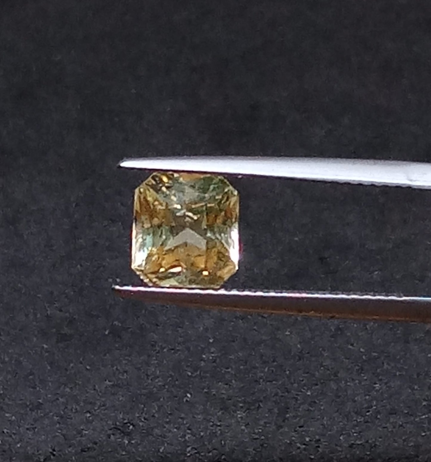 Natural Unheated Certified Yellow Sapphire 3.02cts 11-24-1-YS617