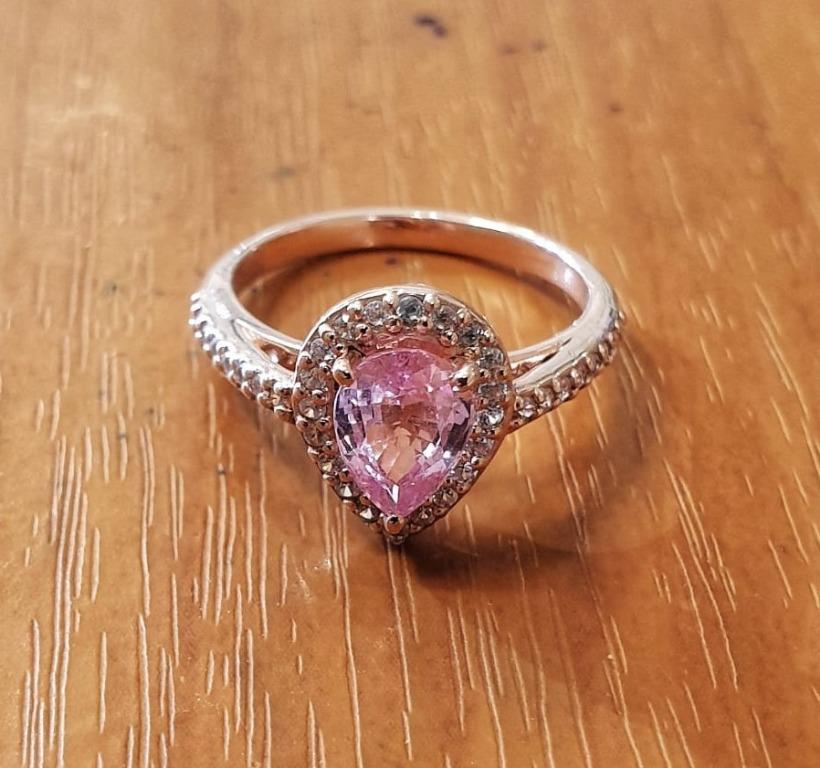 Blush of Elegance: Rose Gold & Pink Sapphire Ring – A Captivating Harmony