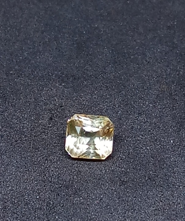 Natural Unheated Certified Yellow Sapphire 3.02cts 11-24-1-YS617