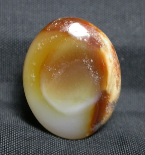 Half Covered Boiled Egg Natural Agate 4UAG103