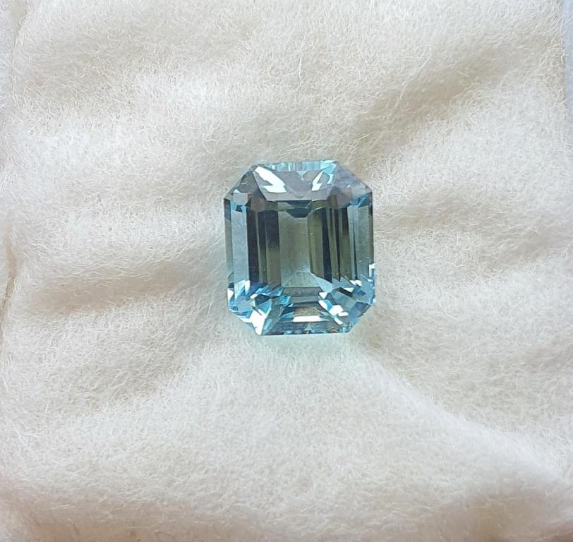 Exquisite Unheated Brazilian Aquamarine – Pure, Pristine Blue Beauty