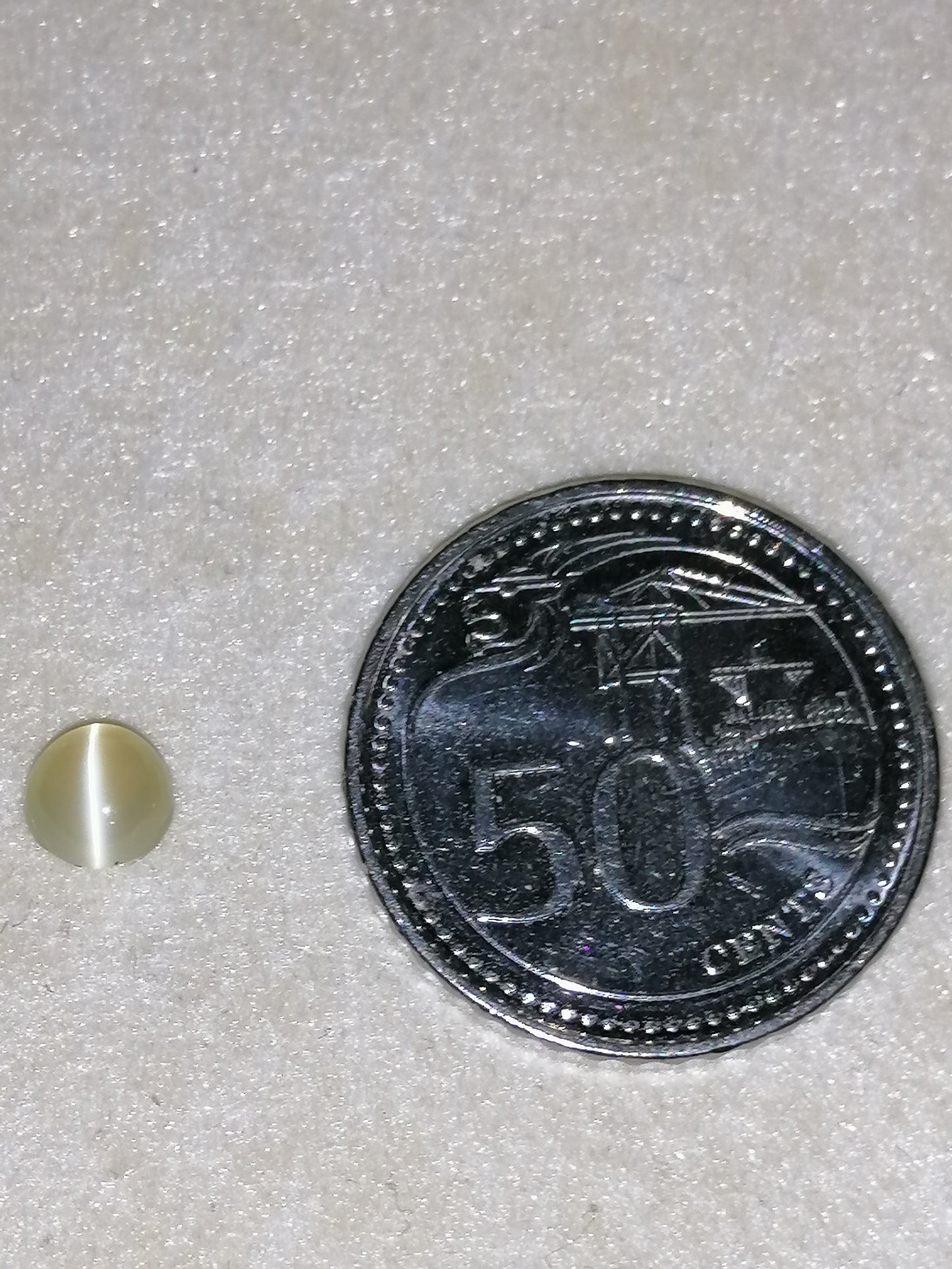 Natural Certified Chrysoberyl Catseye: Golden Gleam 1.26cts- CCE2 (24)