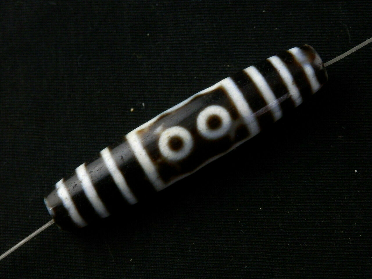 Authentic Natural Tibetan Dzi 5 Eyed Bead DB174