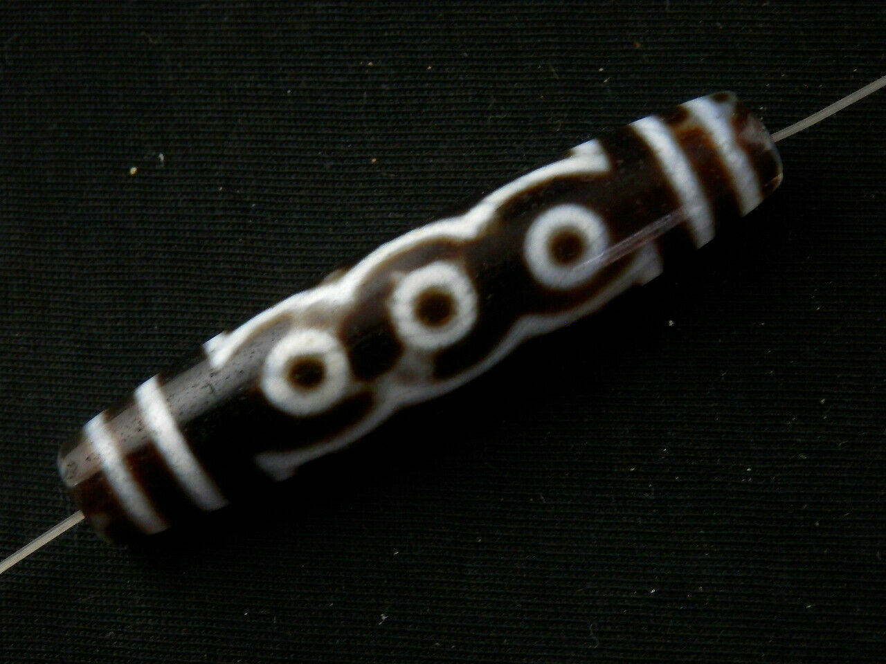 Authentic Natural Tibetan Dzi 5 Eyed Bead DB174