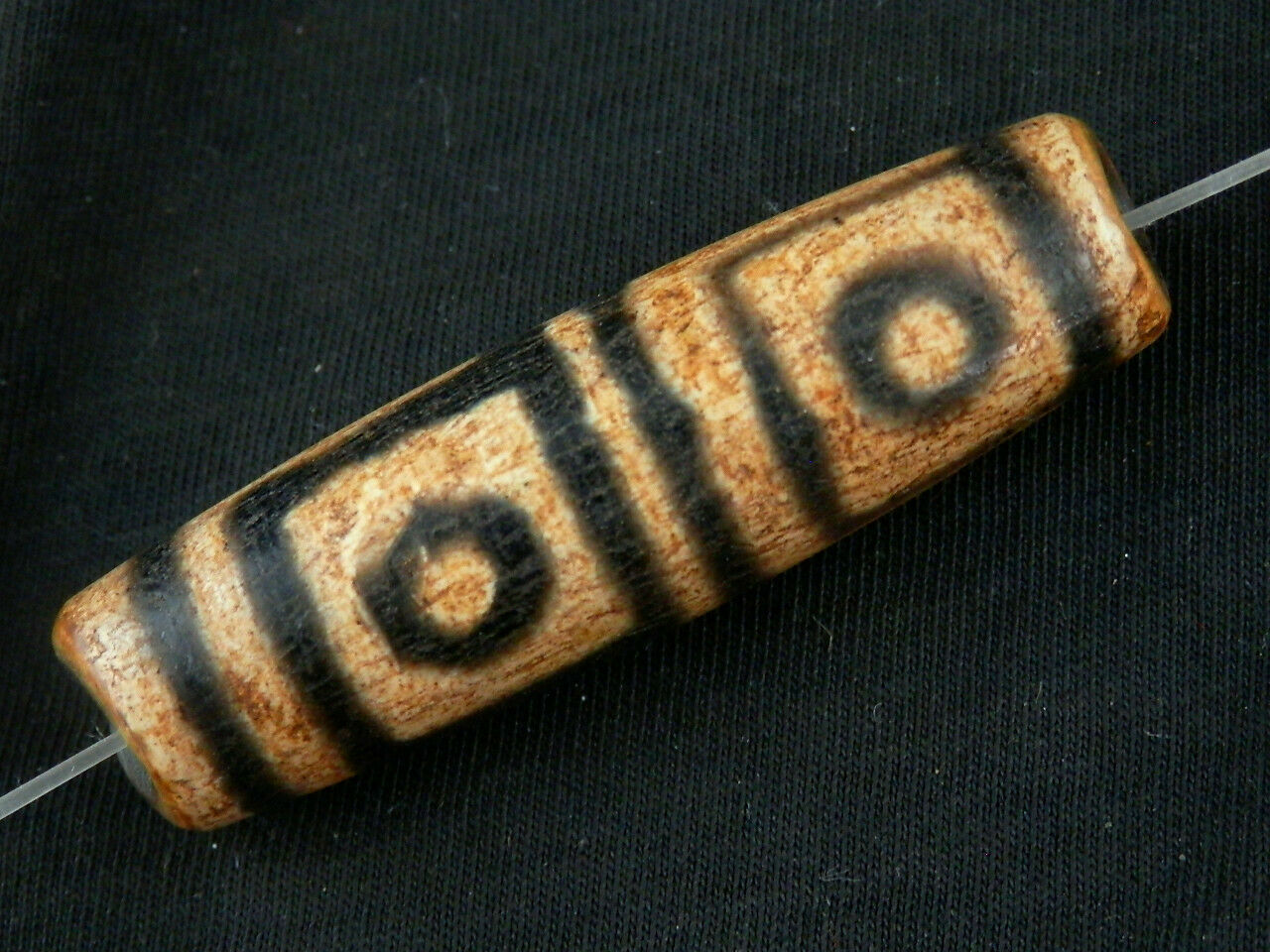 Authentic Natural Tibetan Dzi 4 Eyed Bead DB241