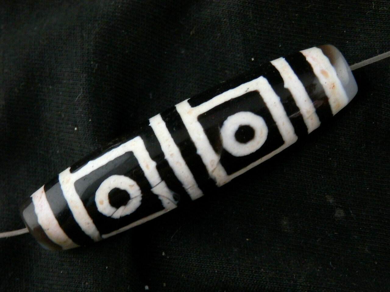 Authentic Natural Tibetan Dzi 4 Eyed Bead DB278