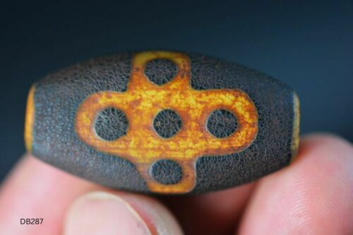 Authentic Natural Tibetan Dzi 5 Eyed Bead DB287