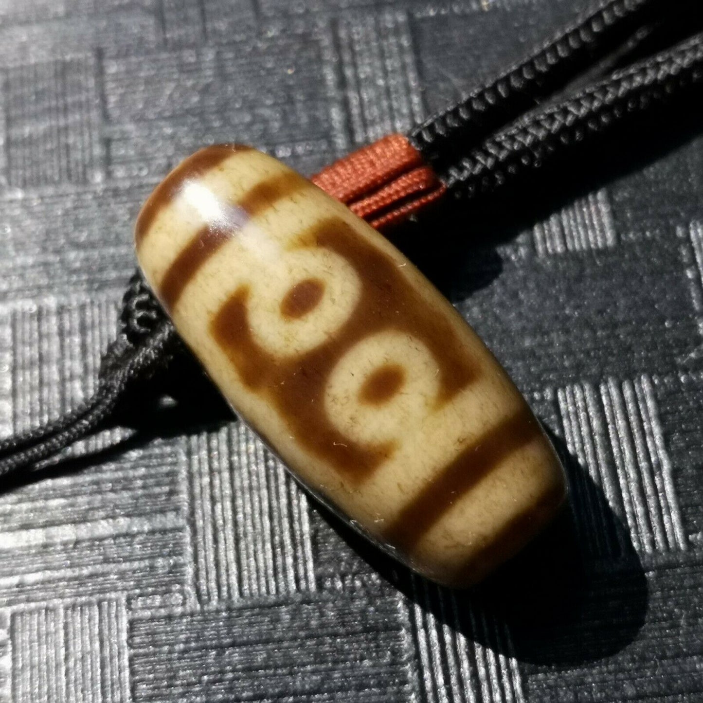 Authentic Natural Tibetan Dzi 5 Eyed Bead DB317