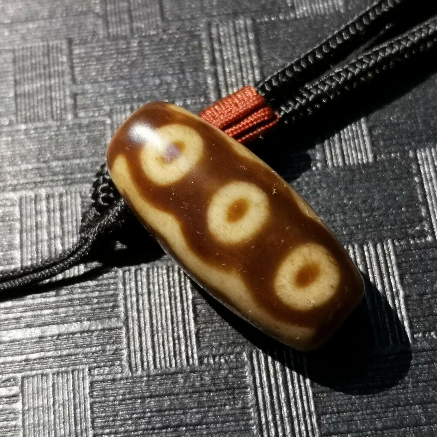 Authentic Natural Tibetan Dzi 5 Eyed Bead DB317