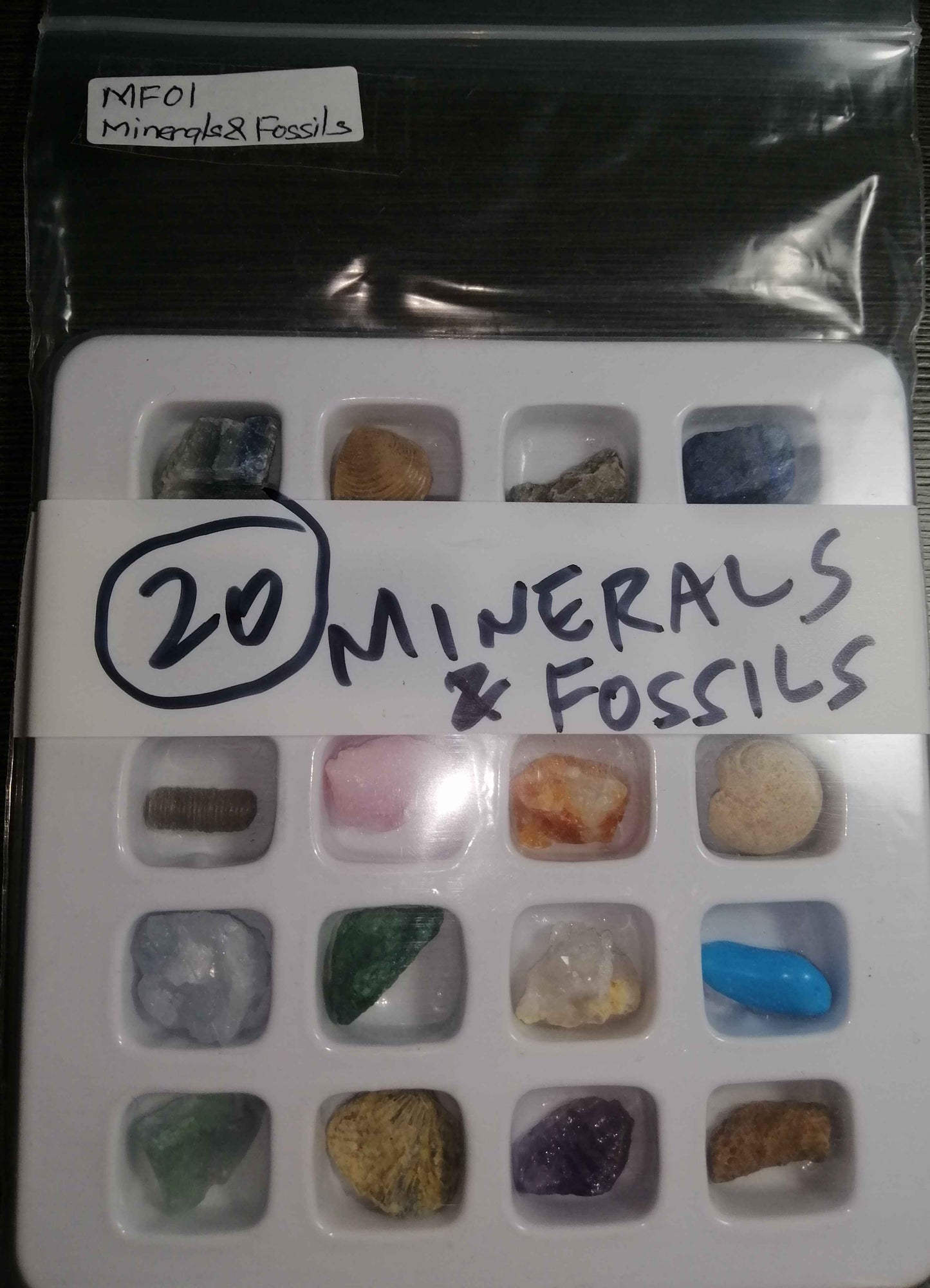NATURAL MINERALS AND FOSSILS