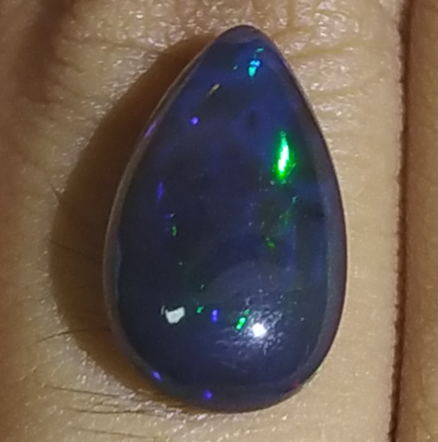 Natural Certified Black Opal: Mystic Night 4.03cts- NA48 (24)