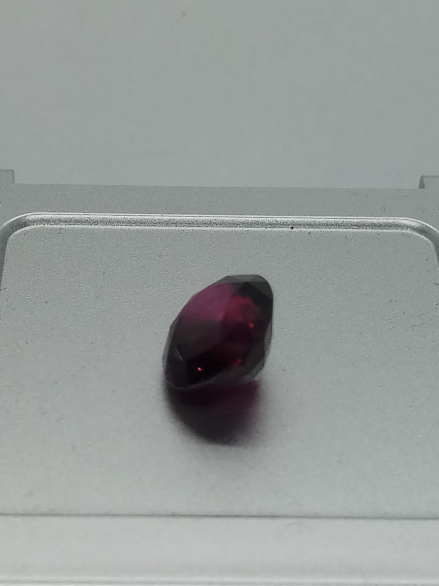 Swiss Lab Certified 8.07ct Red-Purple Oval Natural Rhodolite Gemstone