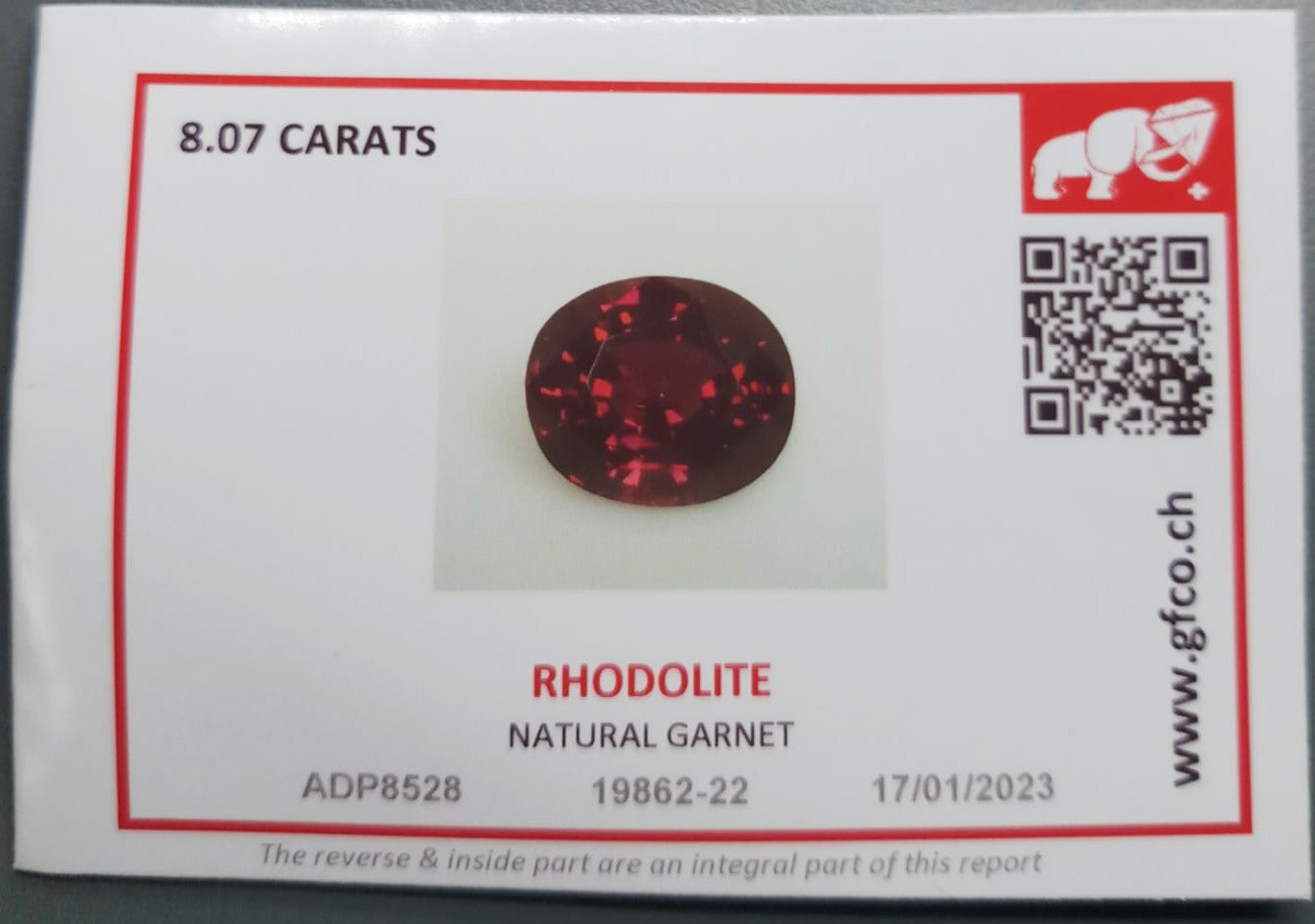 Swiss Lab Certified 8.07ct Red-Purple Oval Natural Rhodolite Gemstone