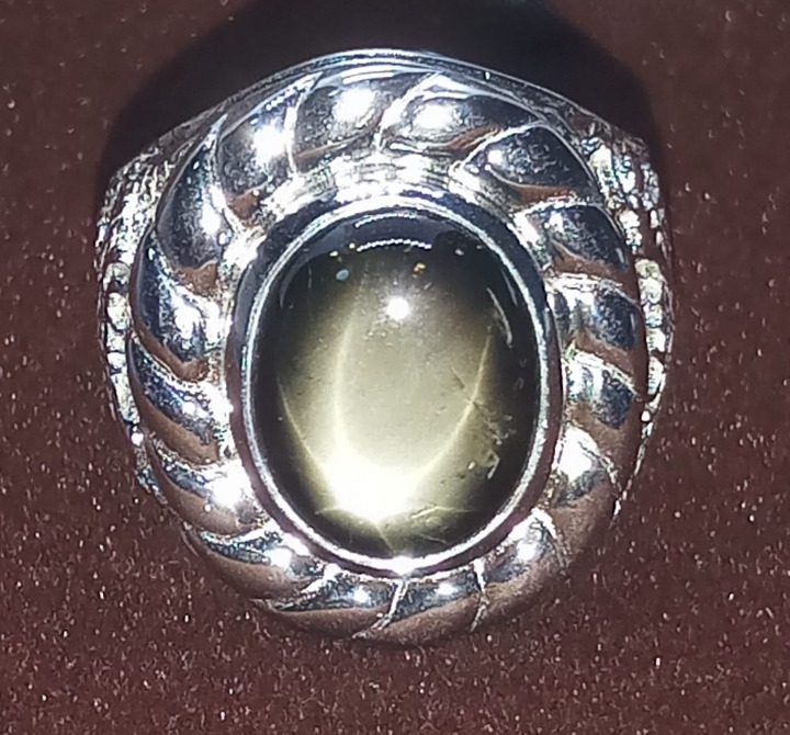 Natural SWISS LAB CERTIFIED RING with Black Star Sapphire (SIZE 10.5) SR82