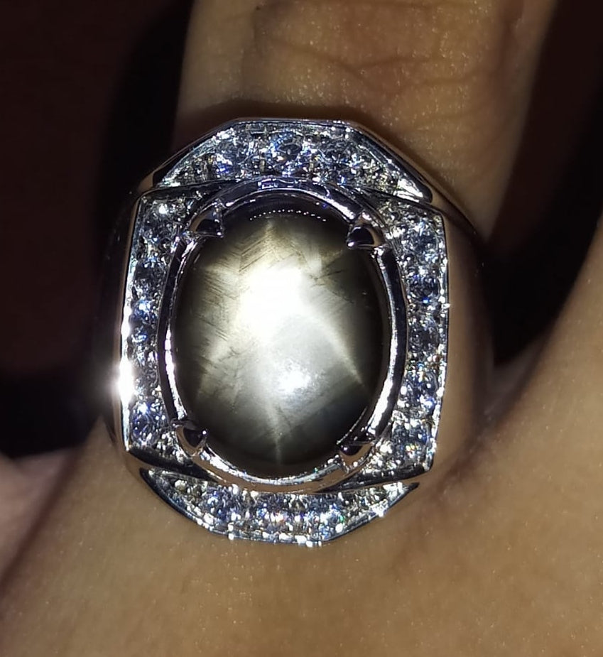 Natural SWISS LAB CERTIFIED RING with Black Star Sapphire (SIZE 10) SR85