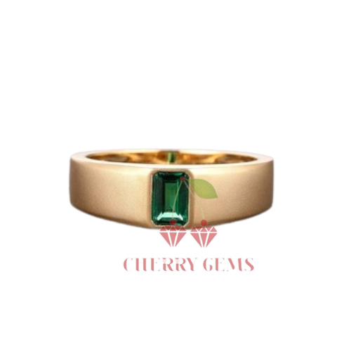 Emerald Embellishment: Gold Ring