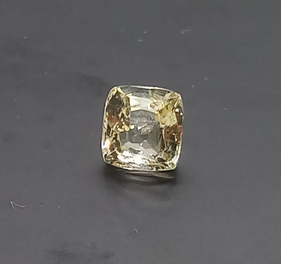 Natural Unheated Yellow Sapphire: Golden Sunburst 3.12cts- YS1 (24)