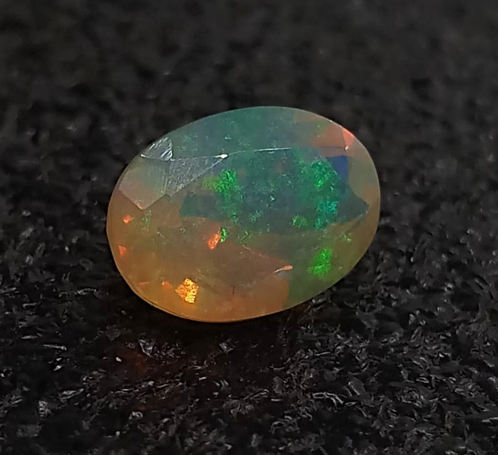 Natural Certified White Opal: Opaline Glacial Glow 2.49cts- WO12 (24)