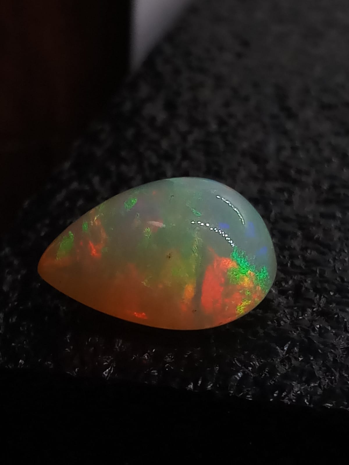 Natural Certified White Opal: Opulent Opalescence 8.78cts- WO8 (24)