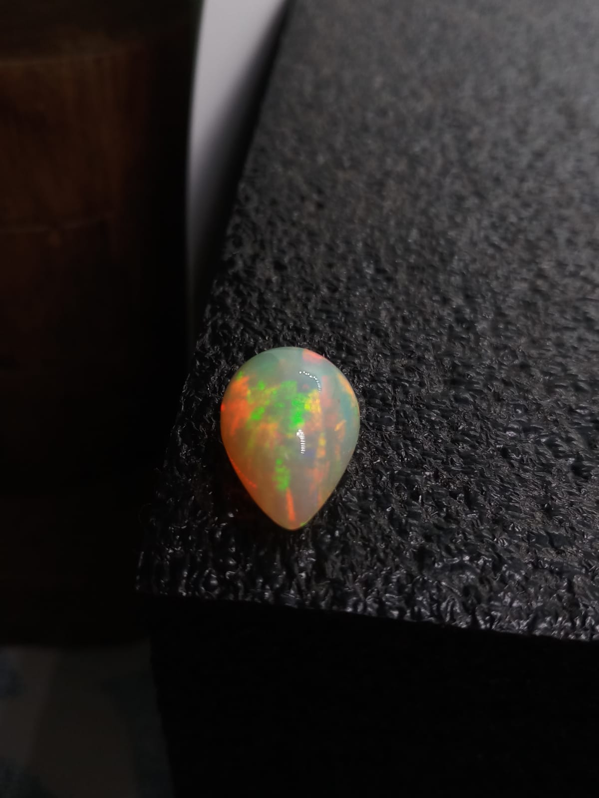 Natural Certified White Opal: Opulent Opalescence 8.78cts- WO8 (24)