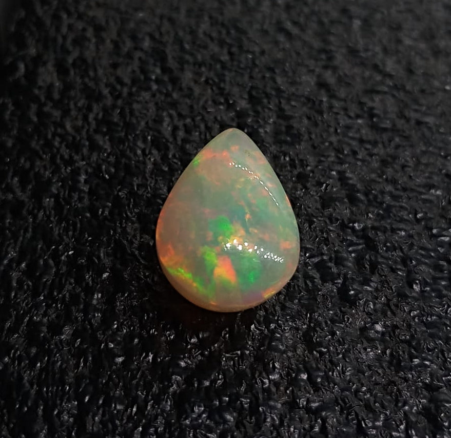 Natural Certified White Opal: Opulent Opalescence 8.78cts- WO8 (24)