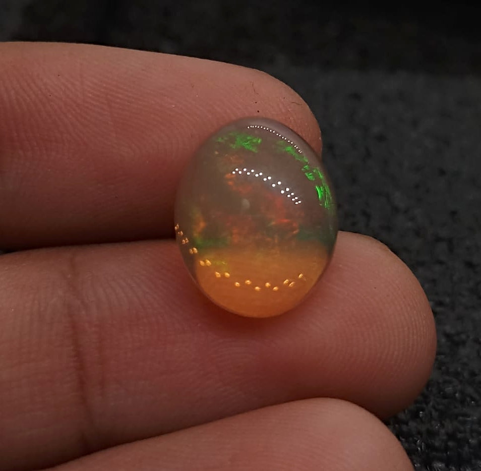 Natural White Opal: Opaline Serenity 5.2cts- WO9 (24)