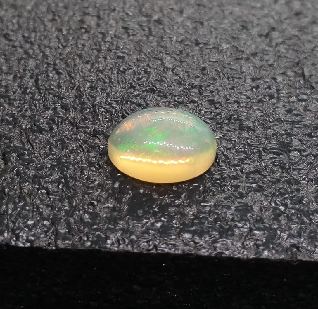 Natural White Opal: Opaline Serenity 5.2cts- WO9 (24)