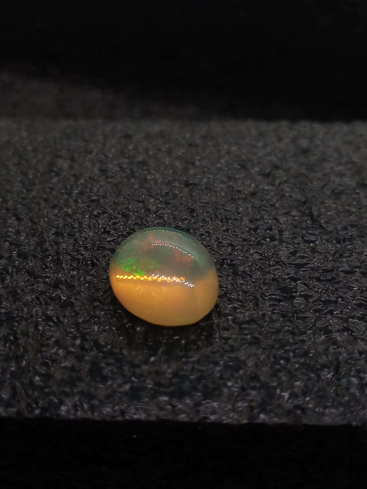Natural White Opal: Opaline Serenity 5.2cts- WO9 (24)