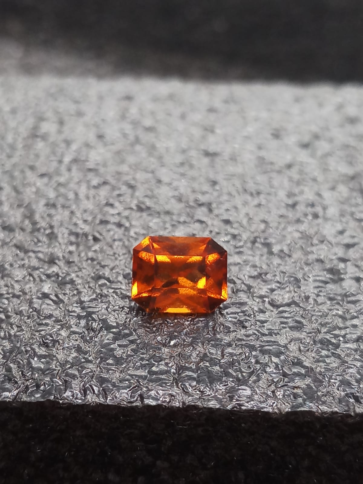 Natural Certified Garnet: Glowing Splendor 1.99cts - G4 (24)