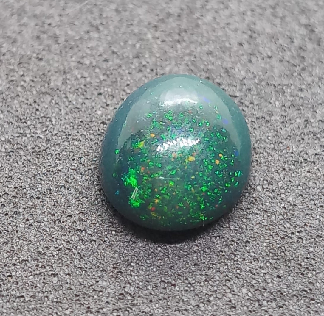 Natural Black Opal: Green Aurora 3.2cts- BO15 (24)