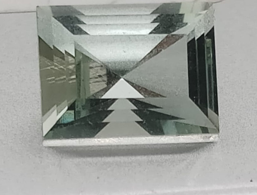 Natural Certified Beryl: Tranquil Essence  4.16cts - B1 (24)