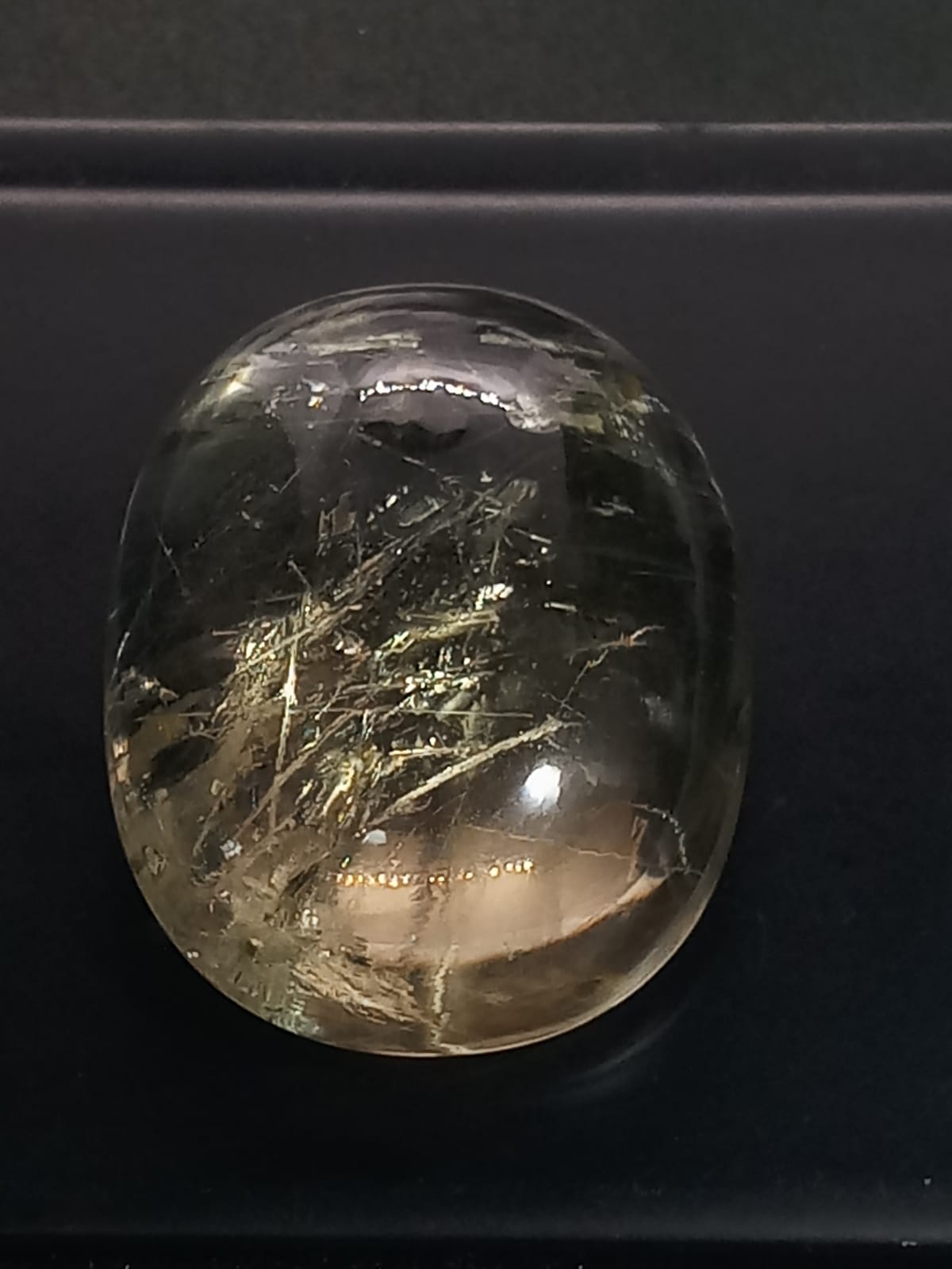 Natural Golden Rutilated Quartz: Sunset Veins 147.40cts- RQT01 (24)