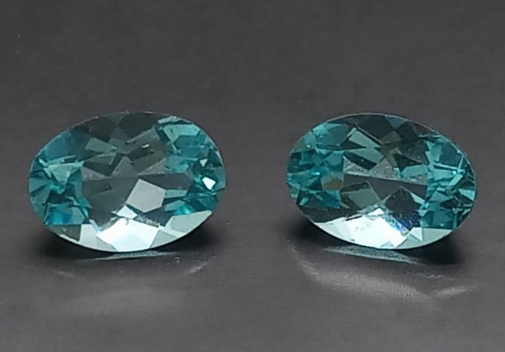 Natural Apatite Pair: Aqua Whispers 1.65cts- AP18 (24)