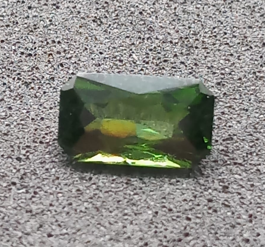 Natural Green Zircon: Mossy Marvel 1.67cts- B30ZIR105 (24)