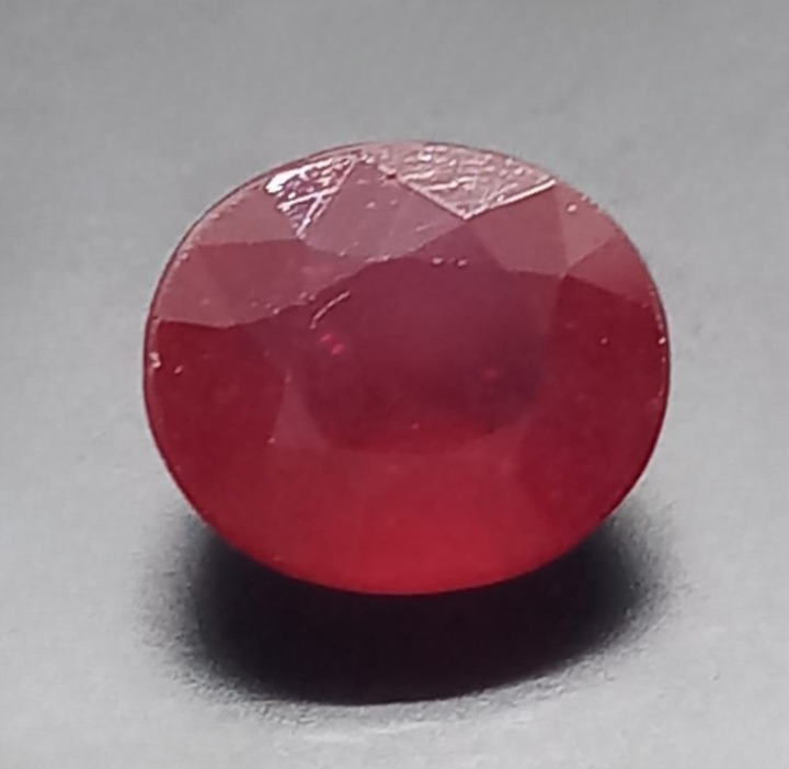 Natural Ruby: Crimson Crest 2.54cts- RUB107 (24)