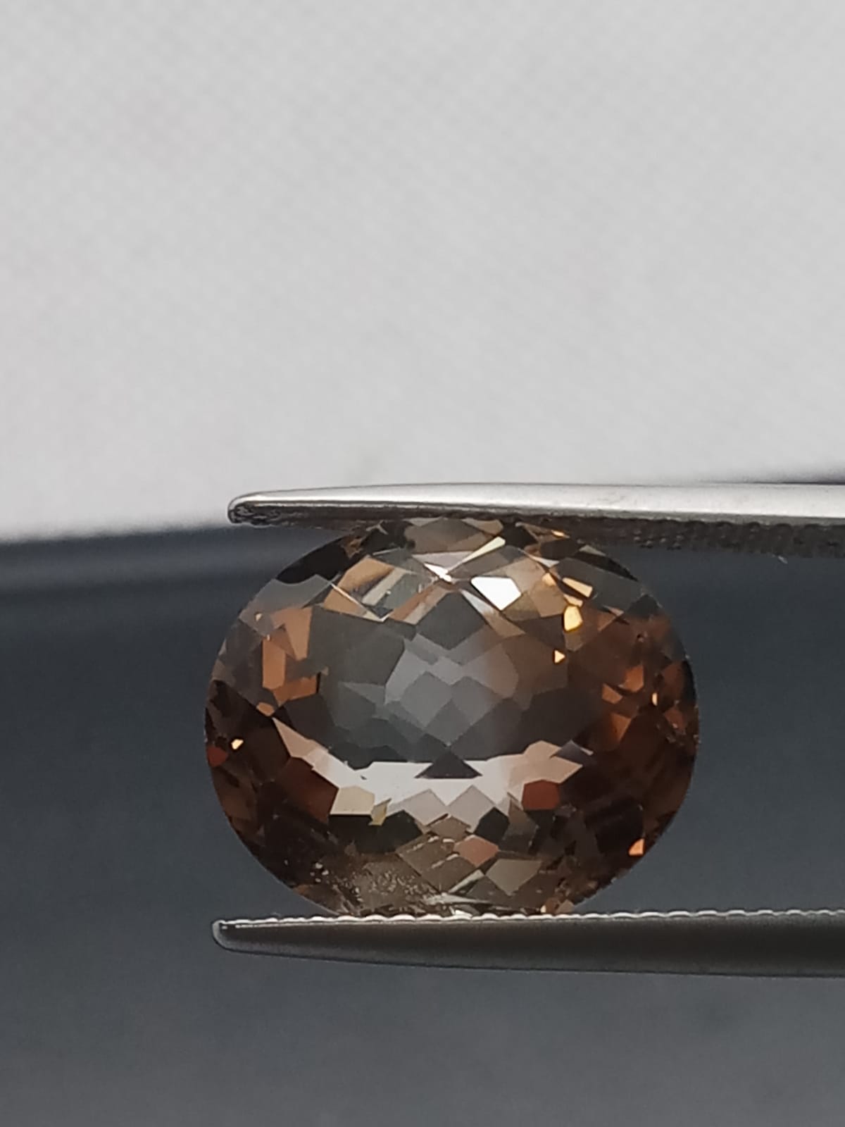 Natural Swiss Lab Certified Oval Shaped Bi-Color Topaz 12.52cts- 2BCQ103C8