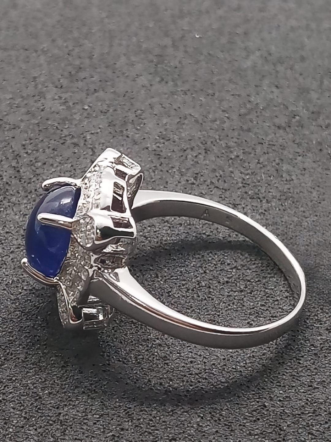 Natural Swiss Lab Certified Sapphire (SIZE 7) SR38