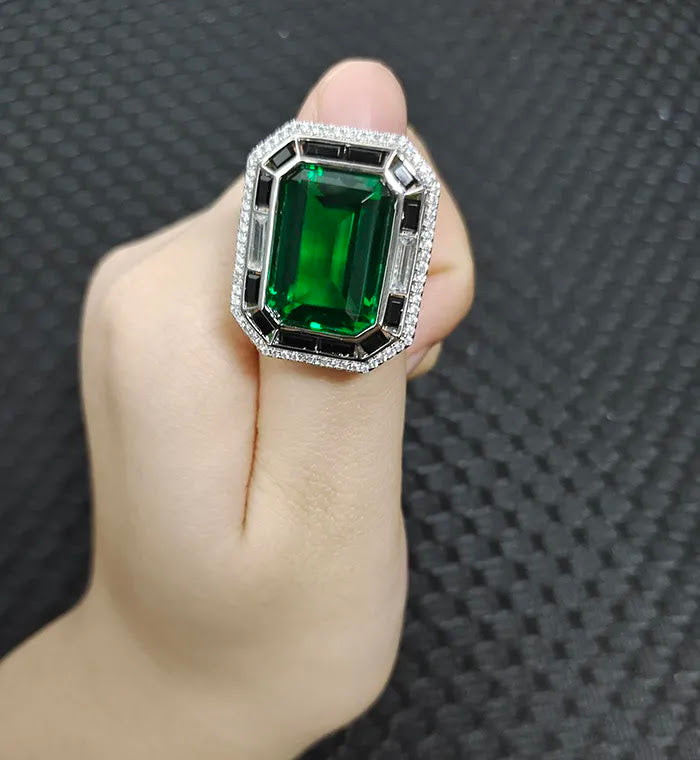 12ct Emerald-Cut Green Sapphire Art Deco Ring