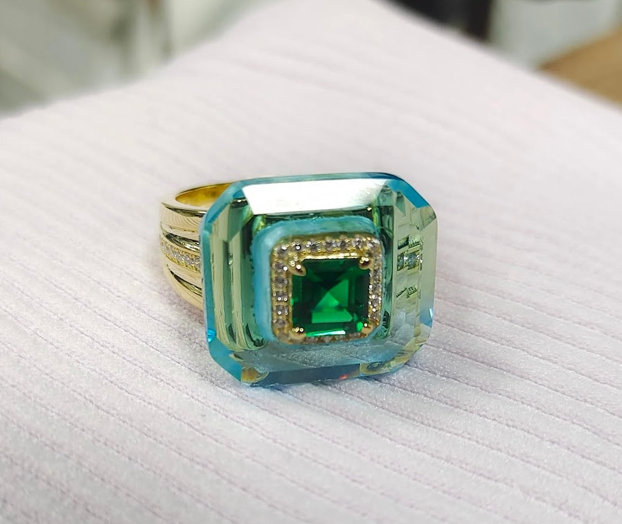 Exquisite 2ct Emerald Cut Emerald & Aquamarine Engagement Ring with Nested Design