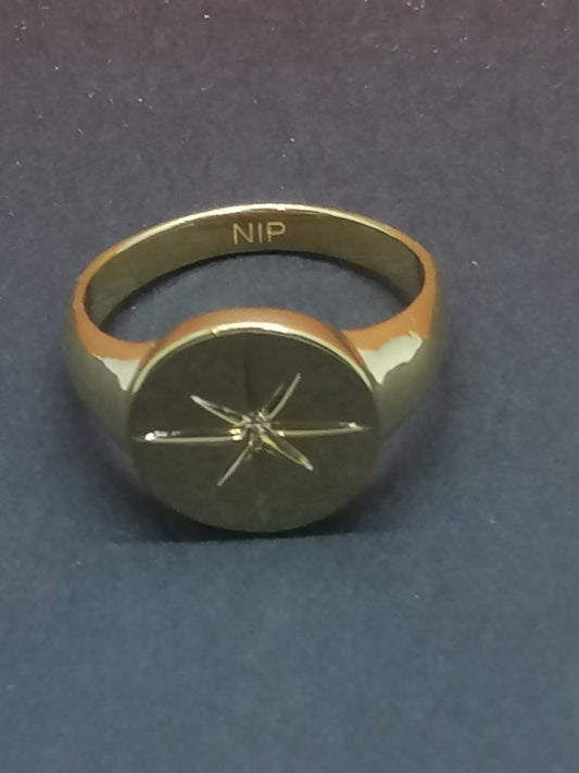 18k Solid heavy signet ring with Custom Northern Star w/Engraving