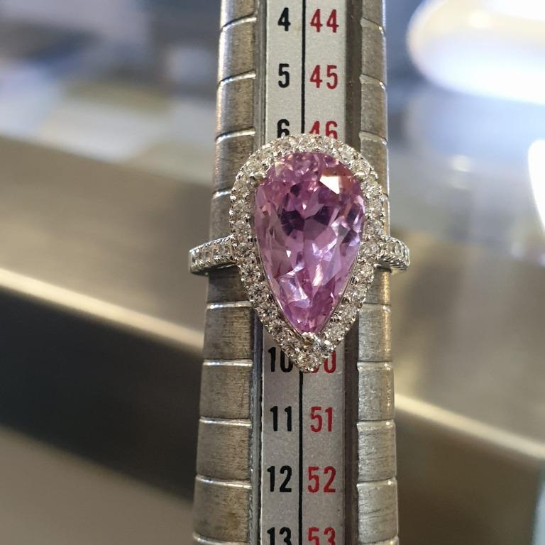 Radiant 5ct Natural Kunzite Ring – A Glowing Gem of Pure Elegance