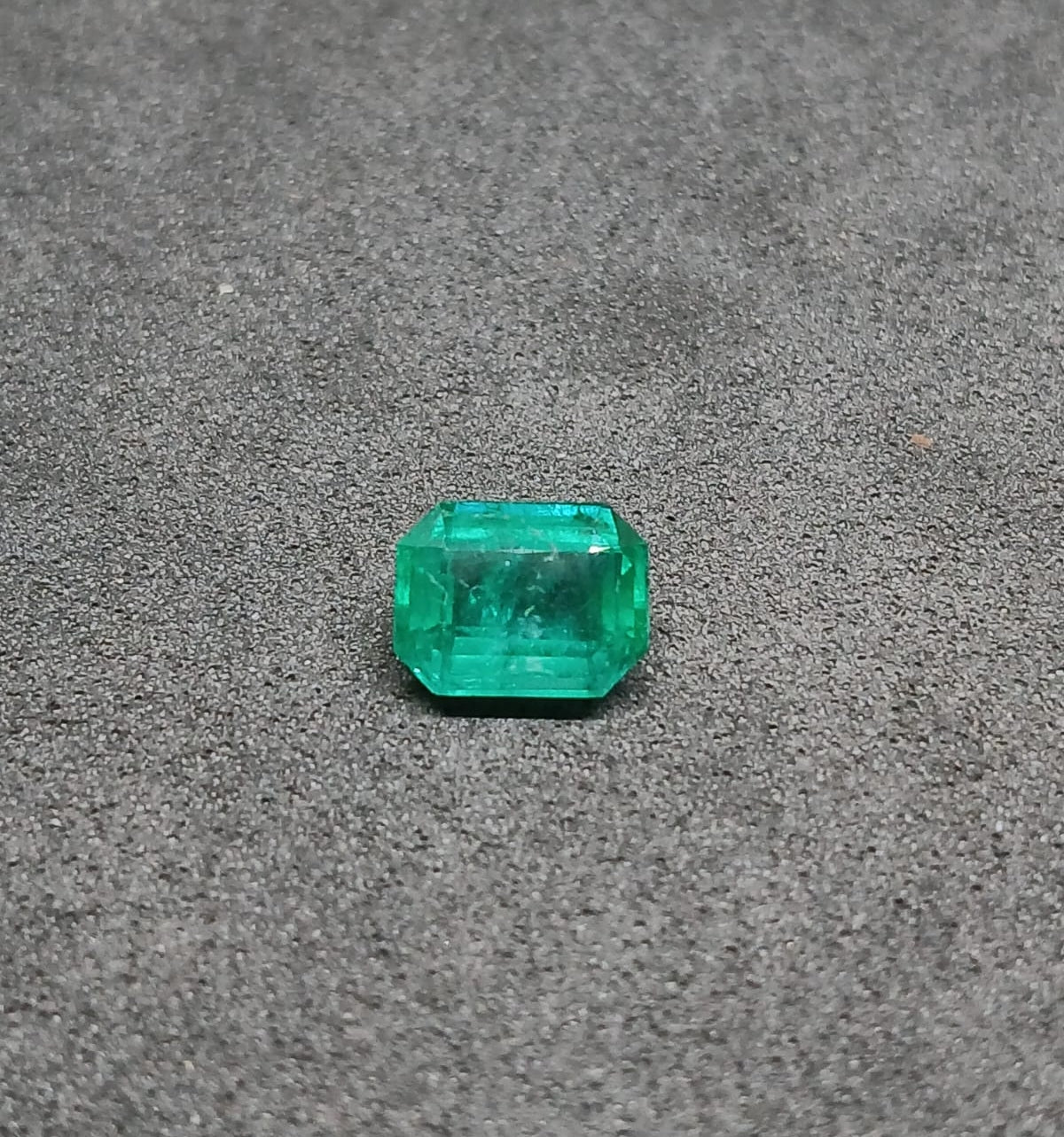 Natural Certified Emerald 2.09cts 11-24-1-EM356