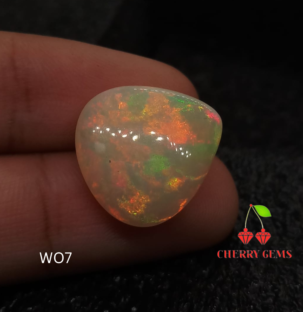 Natural Certified White Opal: Opalescent Elysium 8.63cts- WO7 (24)