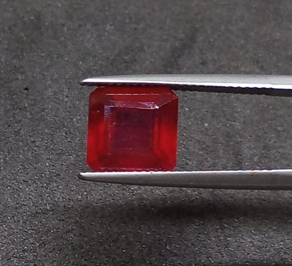 Natural Certified Ruby 5.02cts R4 (24)