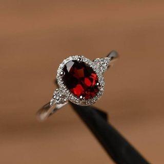 Radiant 2ct Red Garnet Ring – A Fiery Gem of Timeless Passion