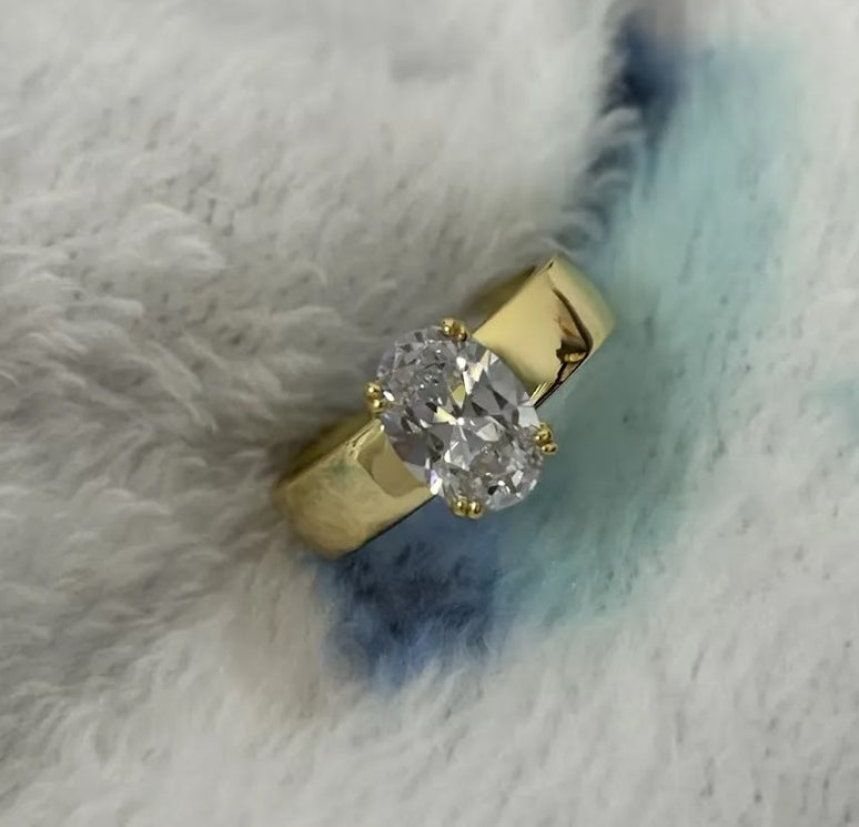 2.5ct Oval White Sapphire Engagement Ring in Gold