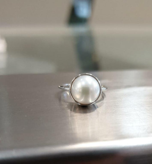 Natural White Pearl Skin Touch Silver 18k Gold Coat Ring